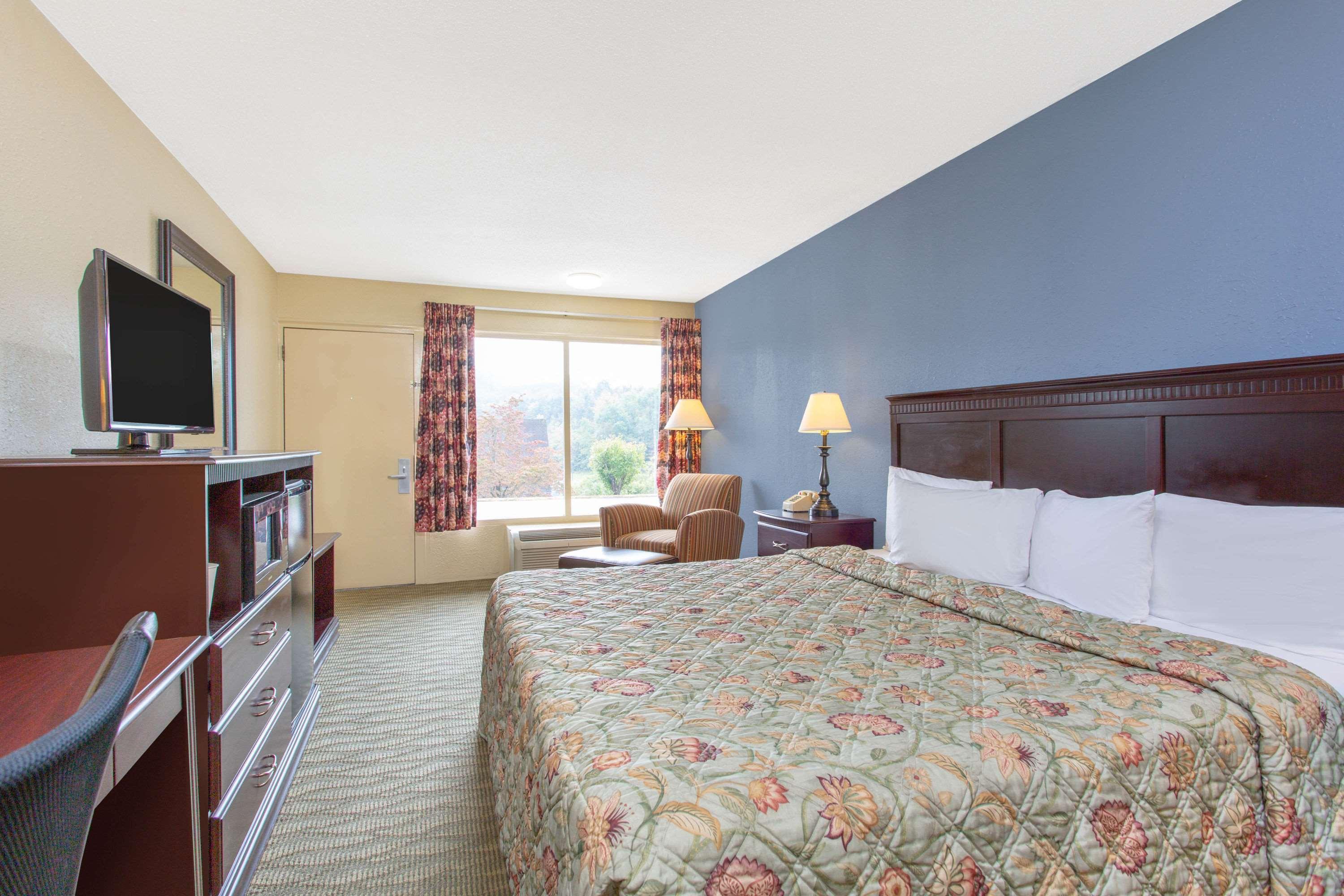 Days Inn By Wyndham Lexington Eksteriør billede